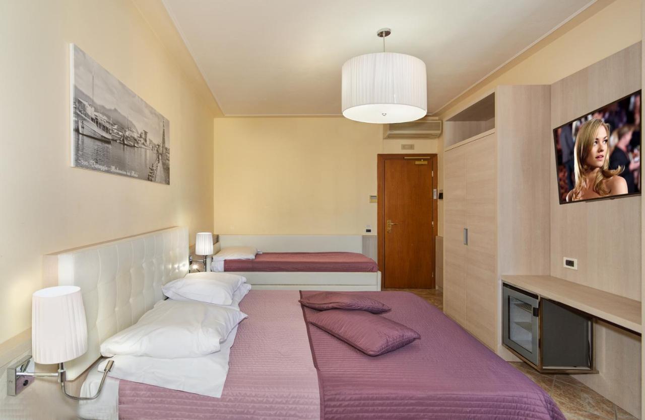 Hotel Bella Riviera Lungomare Viareggio Exterior foto